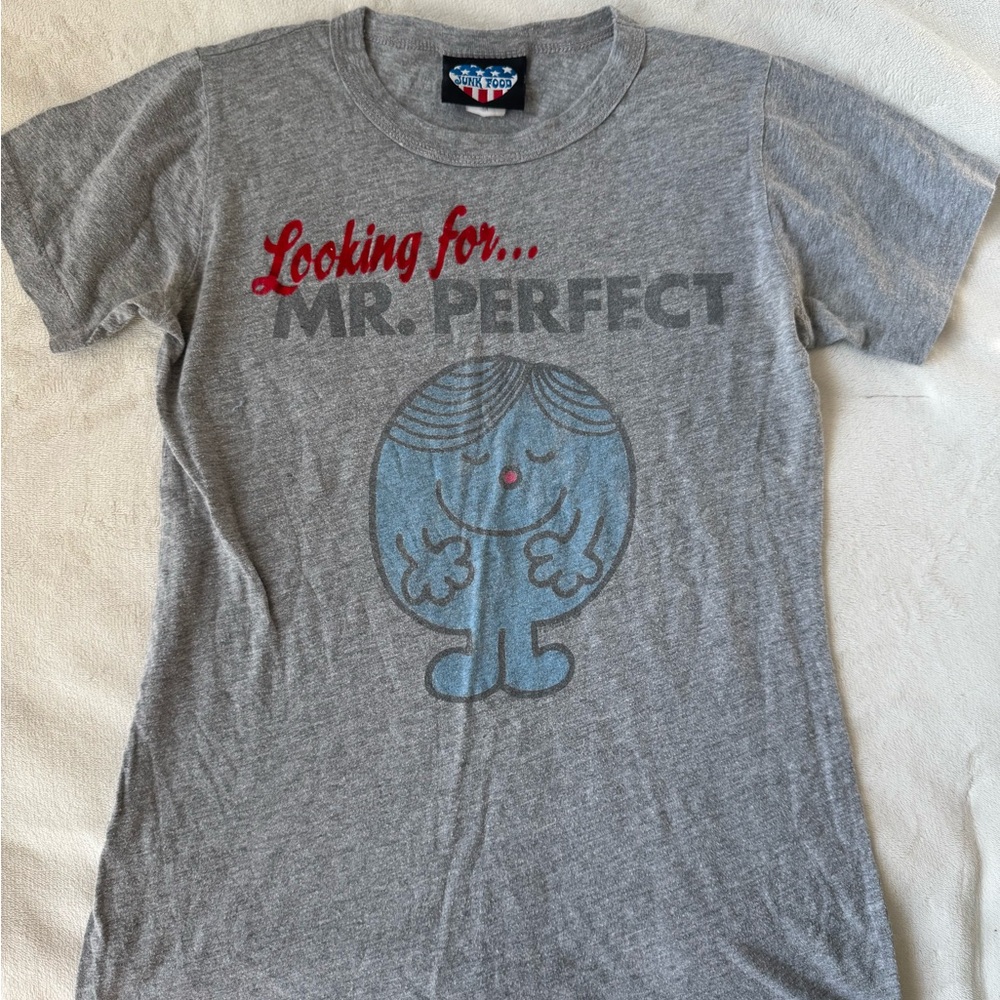 Junk Food Clothing Fitted Gray and Red Graphic Tee